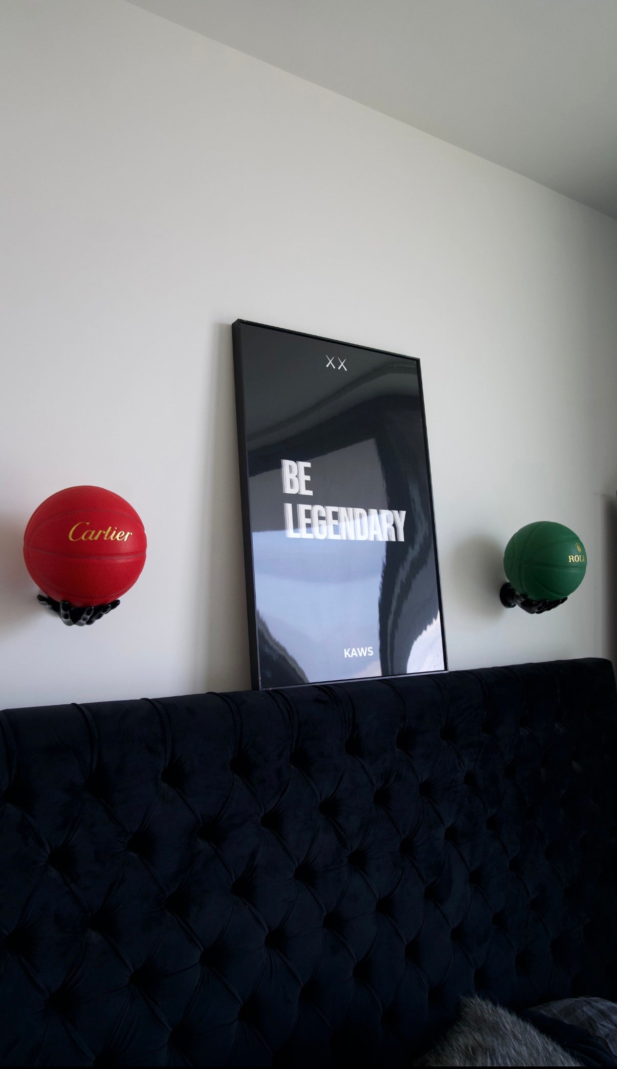 Mounted Hand Basketball Display - Black